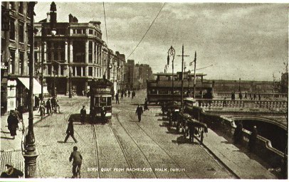 tram.jpg (40881 bytes)